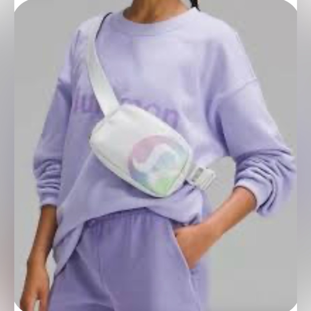 Lululemon Everywhere Belt Bag Pink Color VAPOR PRISM